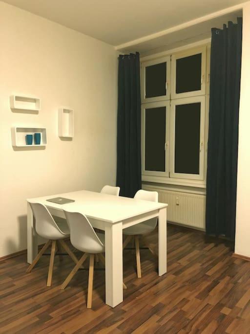 750 Sft Lovely Apartment In Central Berlin Mitte Dış mekan fotoğraf